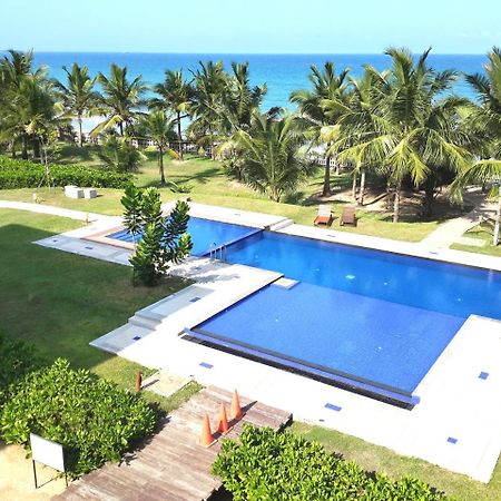 Llh 1G2 Nilaveli Ocean Front Condos מראה חיצוני תמונה