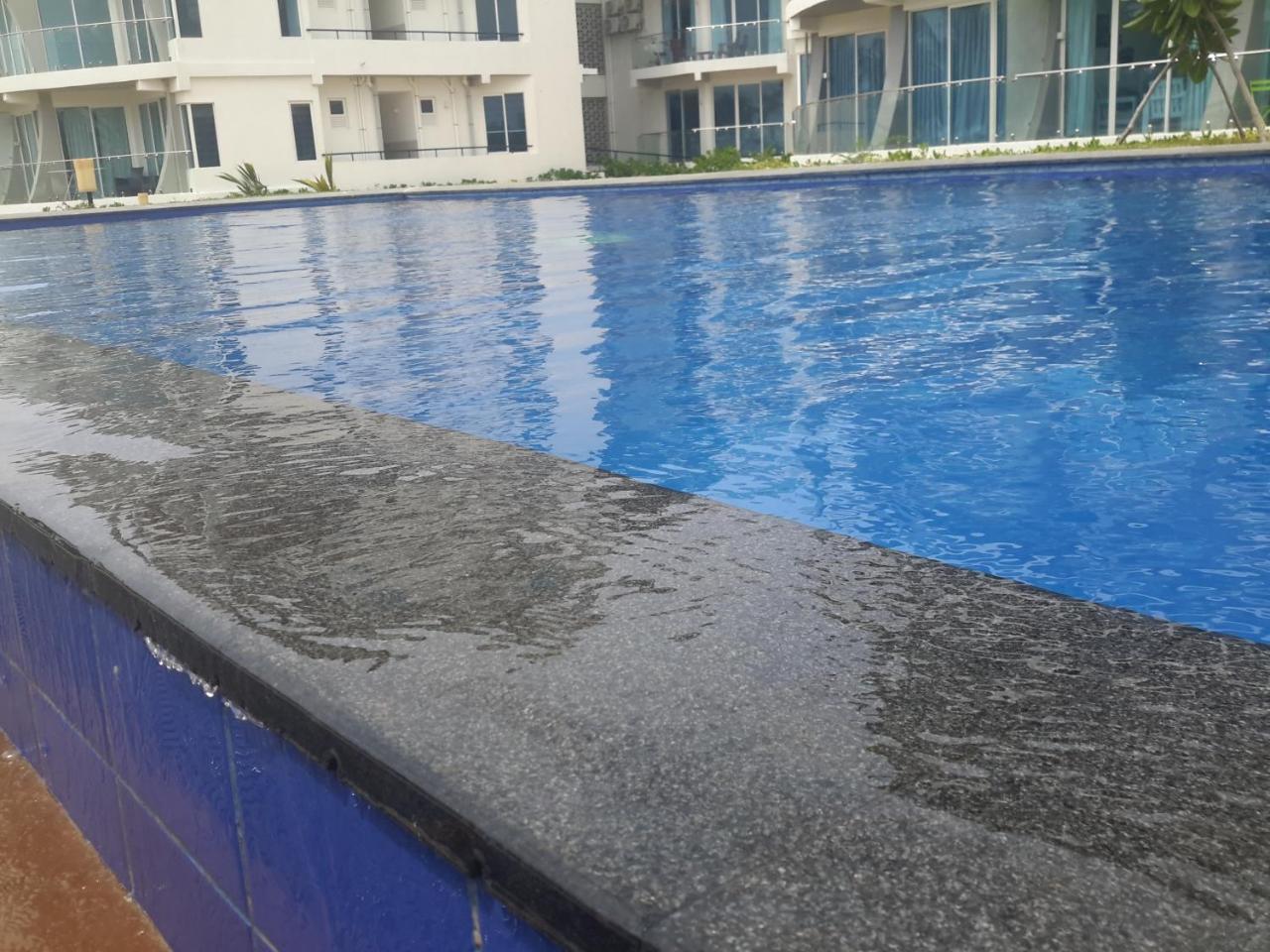 Llh 1G2 Nilaveli Ocean Front Condos מראה חיצוני תמונה